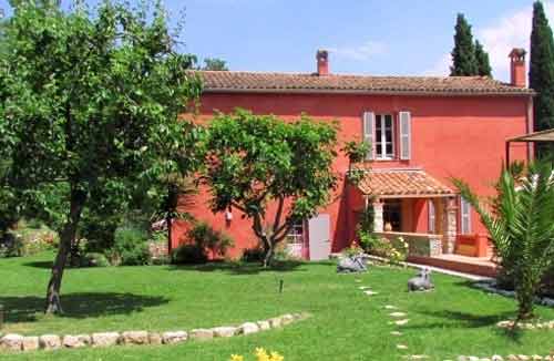 bed and breakfast, Biot