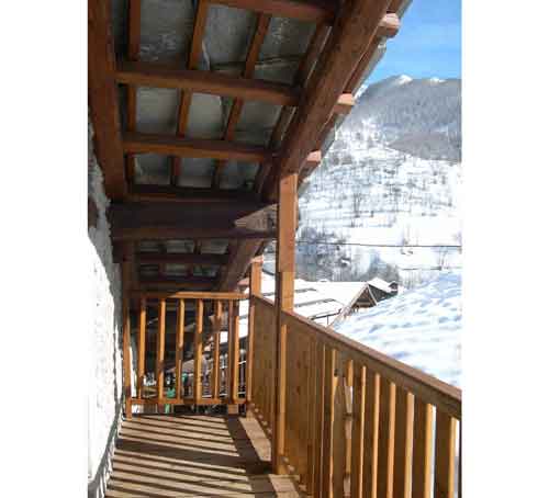 Case,Camil la Croux