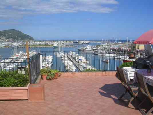 Casa Vacanze Attico Fronte Mare Affitto Turistico A Imperia